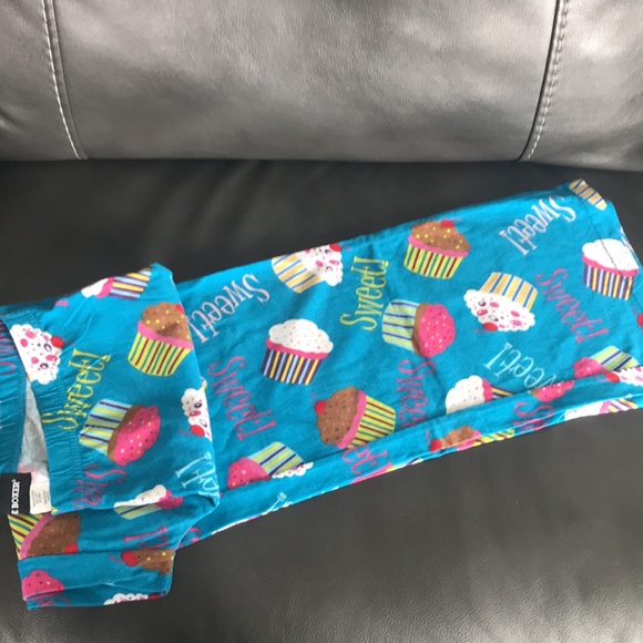 Joe boxer pj set for women. - Picture 3 of 5